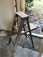 Wooden Step Ladder