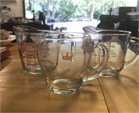 3 Glass Measuring Cups
