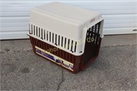 Portable Kennel Approx. 21" x 28" x 22" tall
