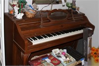Vintage Cable piano, working condition