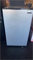 Magic Chef Mini Fridge