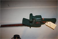 Black and Decker hedge trimmer working