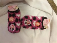 2 Pair Girls Socks Fuzzy No Show with  Grippers