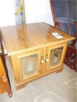 Oak End Table  w/Double Doors, 24"Wx24"D