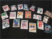 (19) NHL ROOKIE & STAR GOALIE HOCKEY CARDS LOT #1
