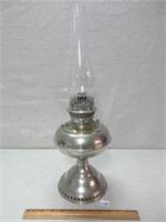 TURN OF THE 20TH CENTURY METAL BASE OIL LAMP