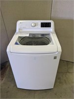 LG Washing Machine (Excellent Condition)