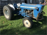 Ford "2000" Tractor - Gasoline Powered, 3 Point