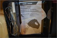 Hand Mixer Black and Decker in Case