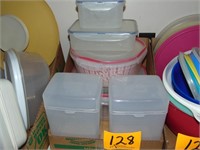 6 Plastic Containers