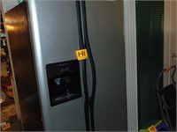Frigidaire Refrigerator/Freezer M-FRS26KF6EMF