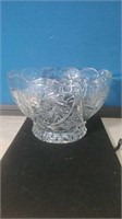 Crystal pattern glass bowl 5 in tall in great