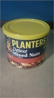 Can of Planters Deluxe mixed nuts