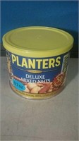 Planters Deluxe mixed nuts sealed