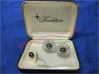 Gents "Tradition" cuff links set in box - vintage