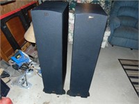 2 Klipsch Speakers - Tested