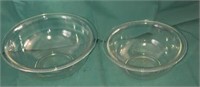 Set Of 2 Glass Pyrex Mixing Bowls