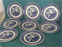 Lot of 8 Willow Ware 9 1/4" Plates