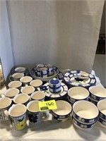 A STEP BEYOND BLUE AND WHITE DISH SET