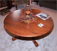 Fabulous, round table 20" t x 41" d & decor