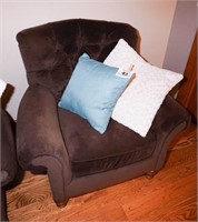 Brown, comfy chair 40" w + pillows