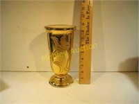 VASE-LOOKS TO BE GOLD PLATED