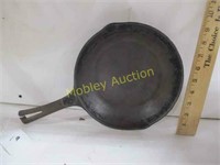 WAGNER WARE CAST IRON PAN