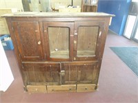Wood Cabinet with Drawers on Bottom
