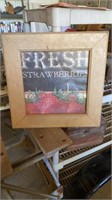 Fresh strawberries sign