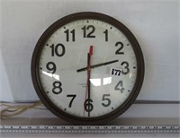 12"d Westclox elec school clock, works