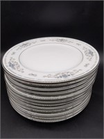 (12) Fine Porcelain China Diane Japan Dinner
