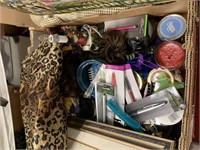 Hair accessories, bag, containers, candles, pens,
