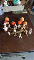 Homco Thanksgiving bears and pumpkins wooden