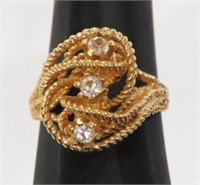 10K GOLD RING WITH 3 CZ STONES*SIZE 10* 6.5 GRAMS