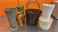 Plastic vases and two baskets