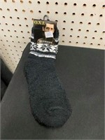 NEW MENS FLUFFY SOCKS