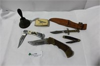 4 Collectilbe Knives, Belt Buckle & Bell