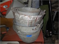 4 Buckets/Tubs with Bale