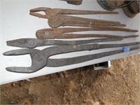 Horse Shoe Farrier/Blacksmith Tools, tongs