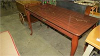 CHERRY FINISH ENTRY TABLE, QUEEN ANNE STYLE