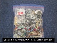 LOT, ASSORTED JEWELRY