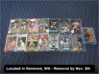 LOT, (15) ASSORTED BASEBALL CARDS TO INCLUDE: