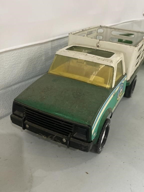 Vintage Nylint Farms metal toy truck with trailer | Ryan's Relics Estate &  Auction Company LLC