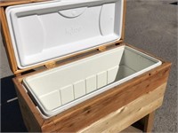 Rolling Igloo Ice Chest