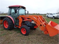 2012 L4240 HST Kubota Tractor w/LA854 Loader