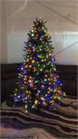 7 1/2 ft Prelit Christmas tree w/remote