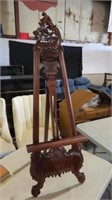 CARVED MAHOGANY TABLE TOP EASEL, 43" TALL