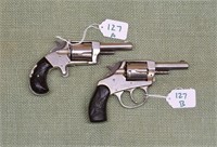 2 Revolvers