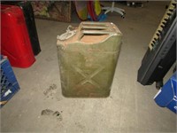 OLD MILITARY GAS CAN