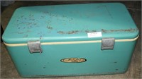HOLIDAY BY THERMOS VTG. METAL ICE CHEST